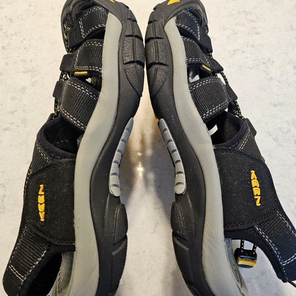 Black and Yellow Outdoor Sandals - Picture 3 of 3